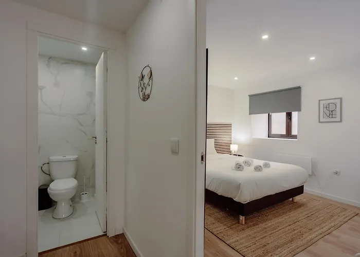 Feriehus Yellow House By Best2stay Vila Nova de Gaia