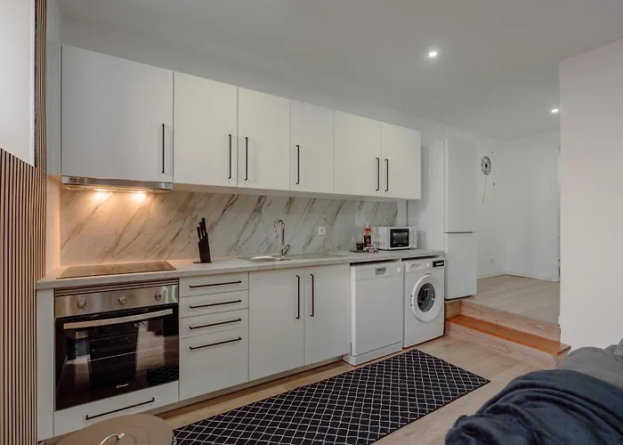 Yellow House By Best2stay Сasa de vacaciones